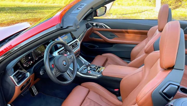 2022 BMW M4 Competition İç